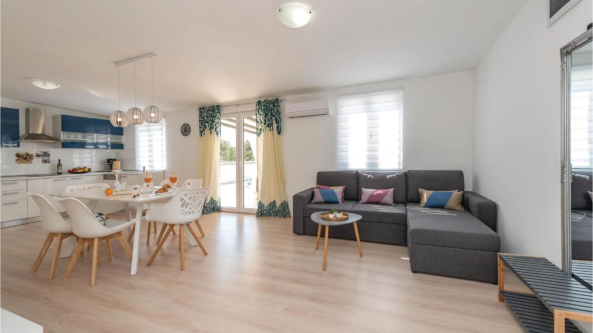 Gorgeous Home In Pakostane With Kitchen Holiday home